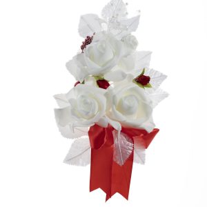 Cocarda, floare de pus in piept mire 3 trandafiri ivoire cod: 102